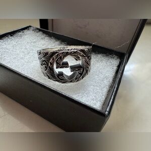 Gucci interlocking ring